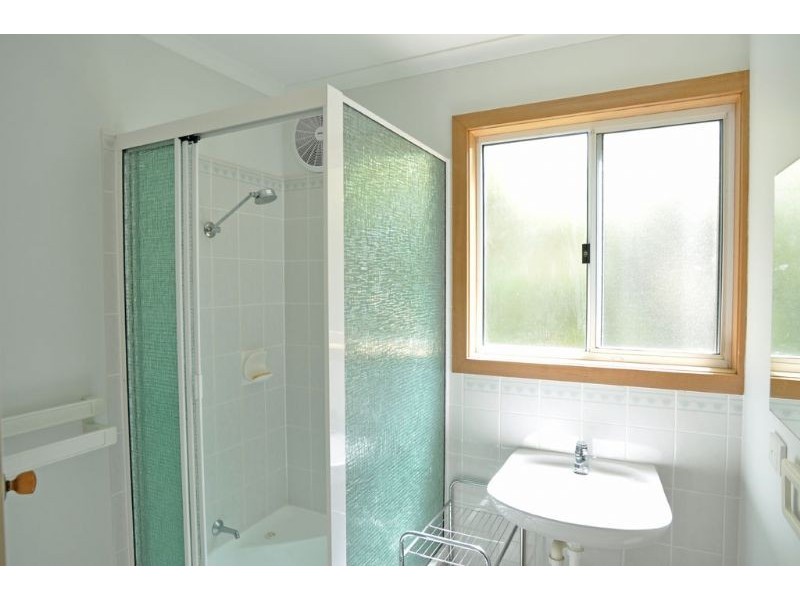 30 Victoria Street, Inverloch VIC 3996