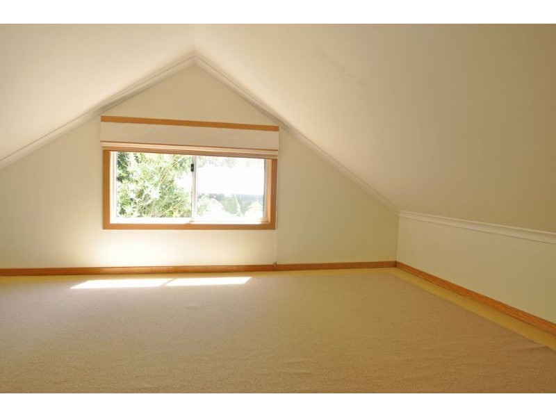 30 Victoria Street, Inverloch VIC 3996