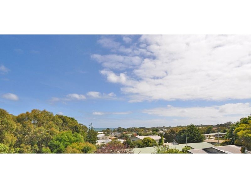 28 Bruce Street, Inverloch VIC 3996