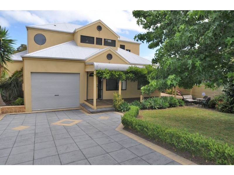 28 Bruce Street, Inverloch VIC 3996