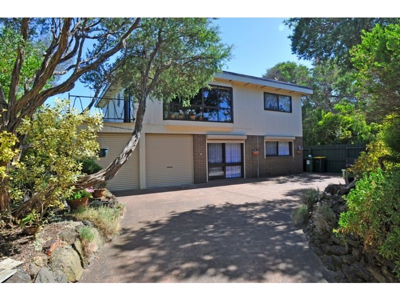 140 SURF PDE, Inverloch VIC 3996
