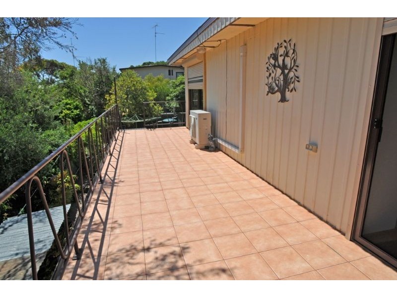 140 SURF PDE, Inverloch VIC 3996