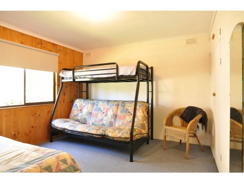 12 NORMAN RD, Inverloch VIC 3996