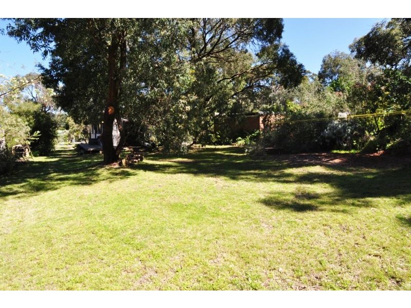 12 NORMAN RD, Inverloch VIC 3996