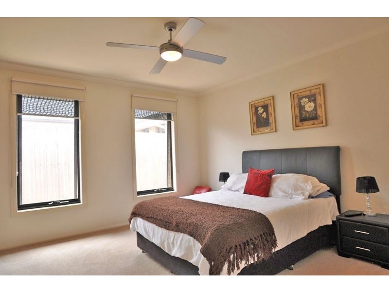 65 Ullathornes Road, Inverloch VIC 3996