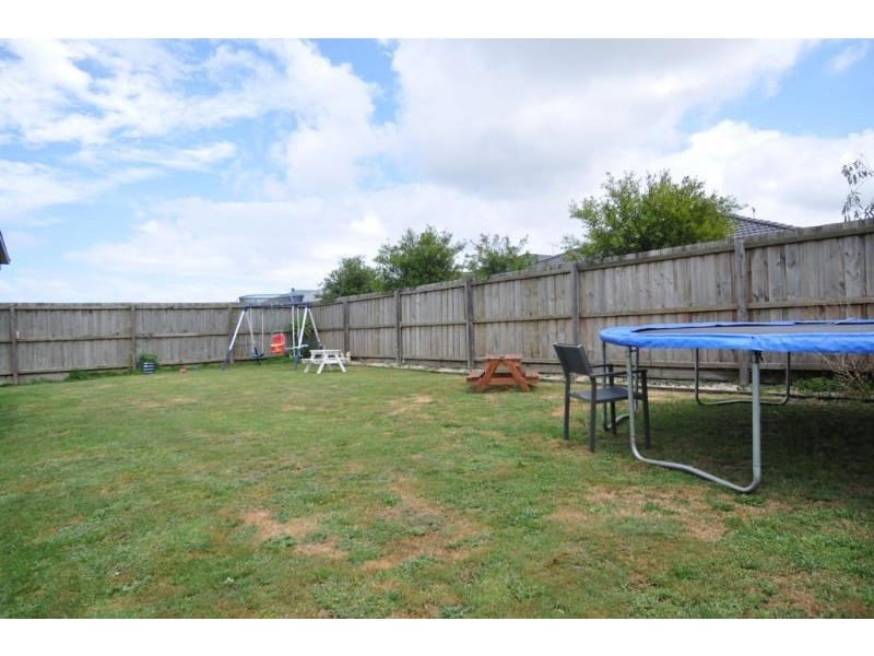 65 Ullathornes Road, Inverloch VIC 3996