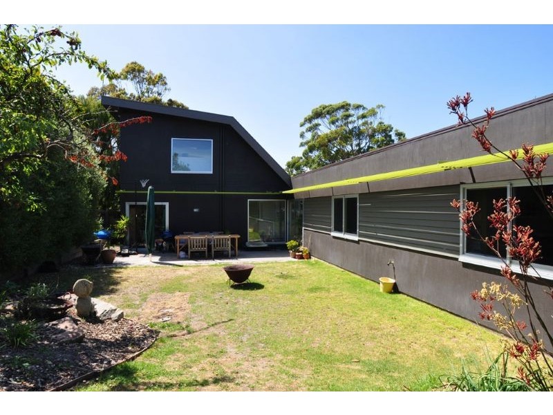 19 Grandview Grove, Inverloch VIC 3996