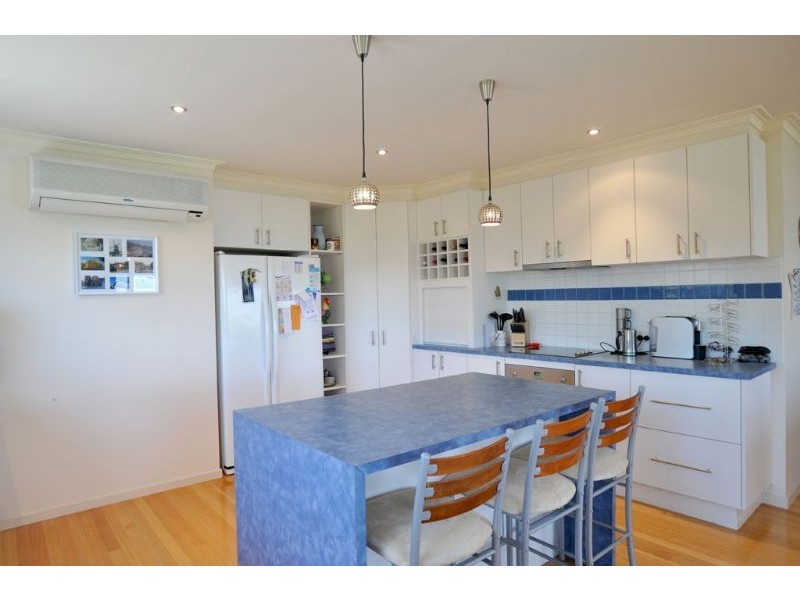 2 Nautilus Road, Inverloch VIC 3996