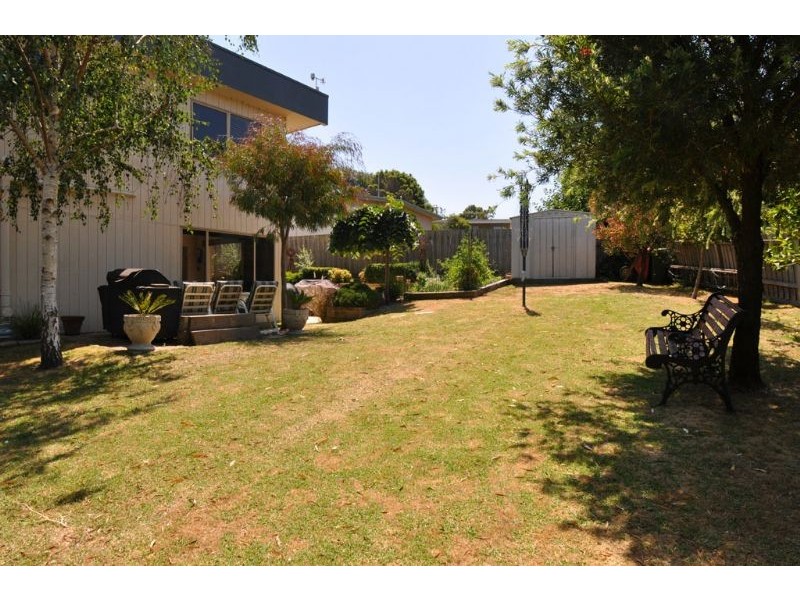 2 Nautilus Road, Inverloch VIC 3996