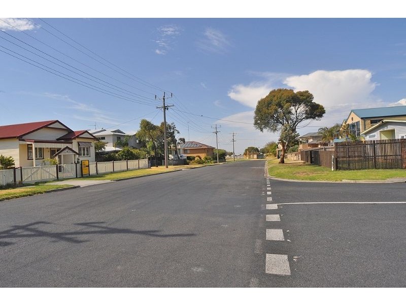 4 Pier Road, Inverloch VIC 3996
