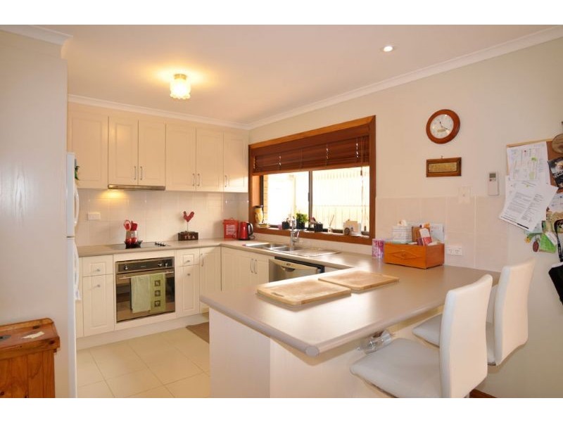 5/6 Powlett St, Inverloch VIC 3996