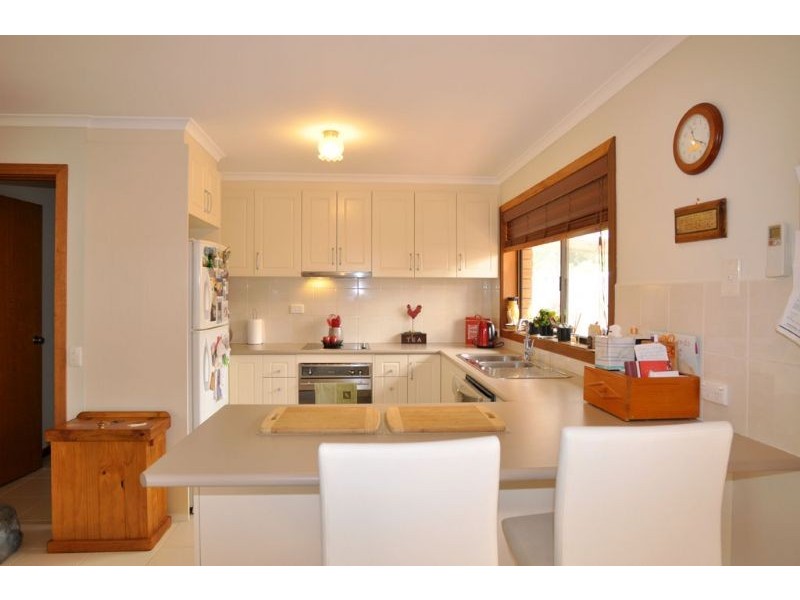 5/6 Powlett St, Inverloch VIC 3996