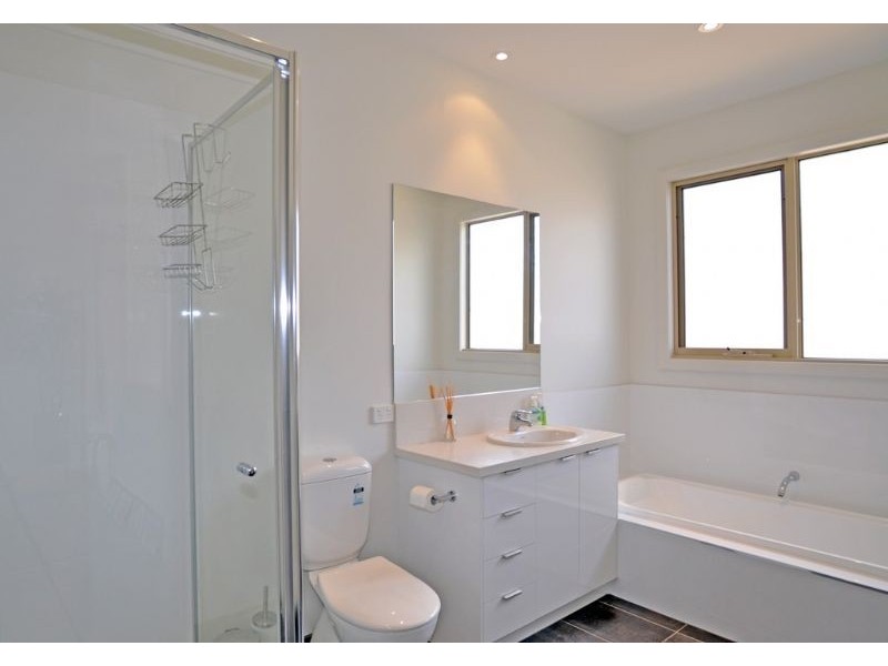 4/2 Freda Street, Inverloch VIC 3996