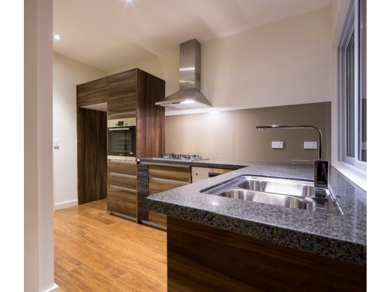 2/70 Surf Parade, Inverloch VIC 3996