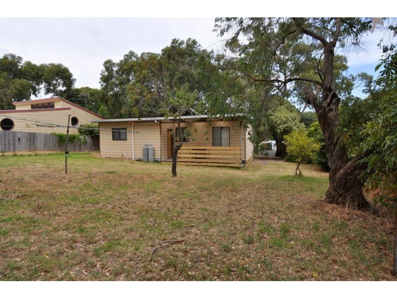 24 Toorak Road, Inverloch VIC 3996