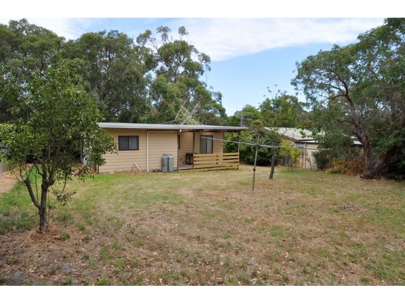 24 Toorak Road, Inverloch VIC 3996