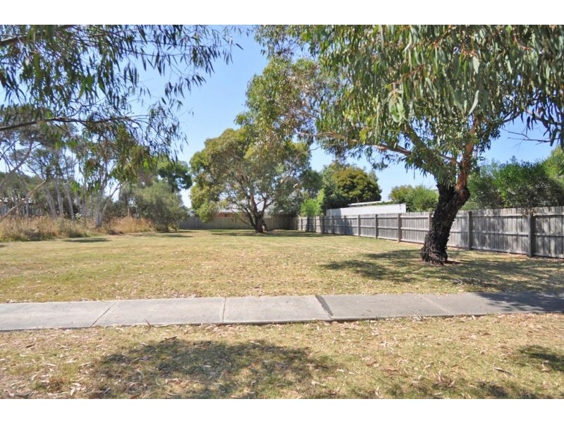 1 Beachcomber Drive, Inverloch VIC 3996
