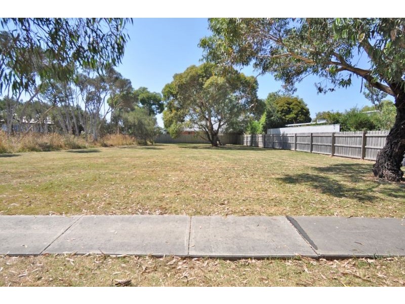 1 Beachcomber Drive, Inverloch VIC 3996