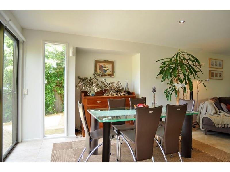 52 Bayview Avenue, Inverloch VIC 3996