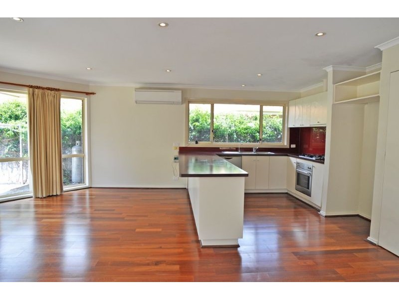 18 Woodland Heath Drive, Inverloch VIC 3996