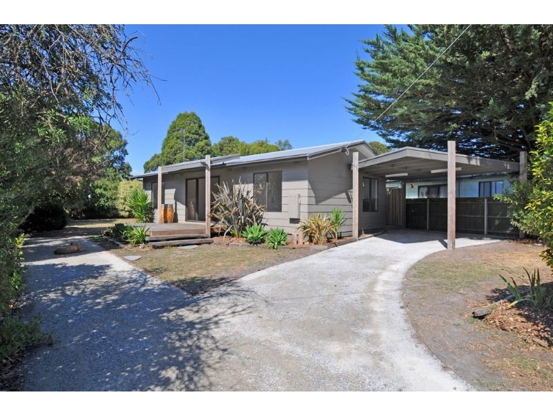 6 Valerie Street, Inverloch VIC 3996