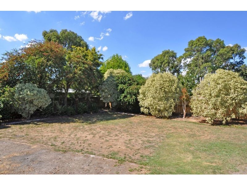 6 Valerie Street, Inverloch VIC 3996