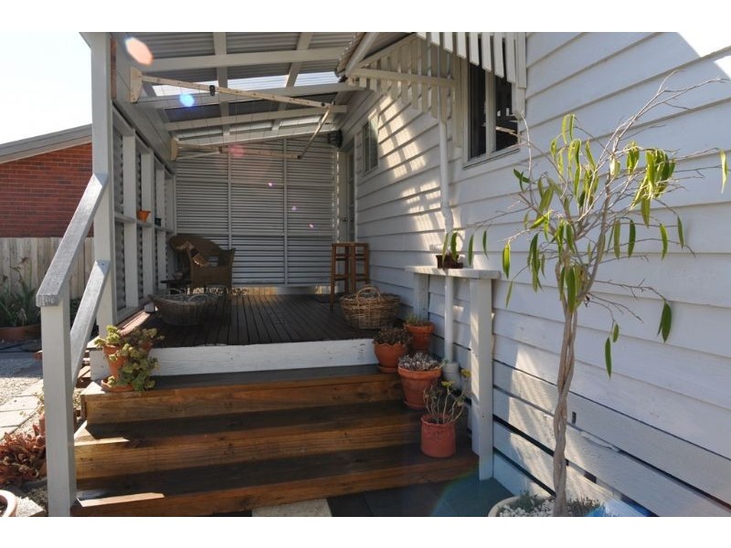 2/11 Wilson Avenue, Inverloch VIC 3996