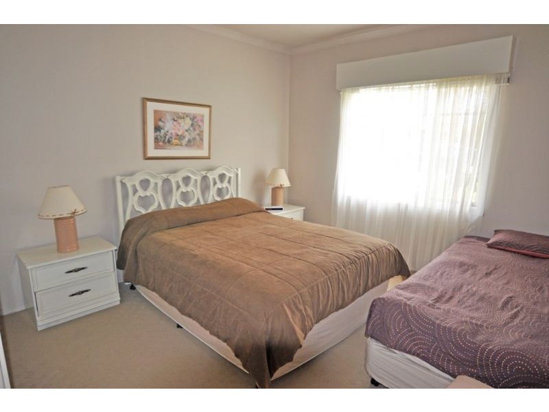 1/18 Ullathornes Rd, Inverloch VIC 3996