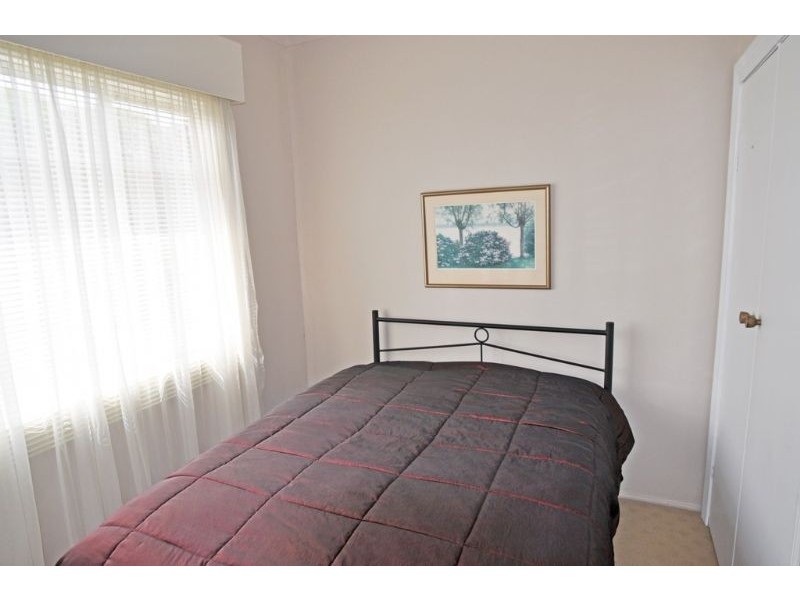 1/18 Ullathornes Rd, Inverloch VIC 3996