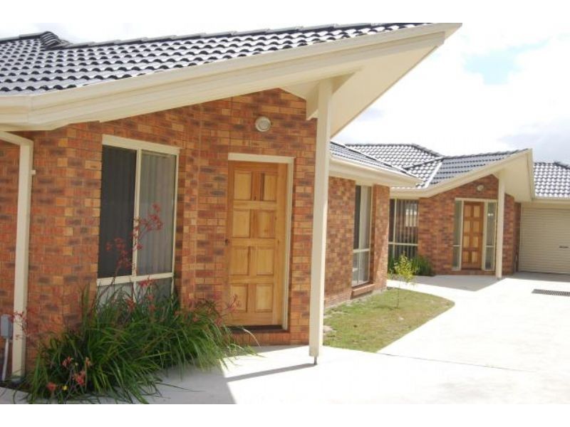 2/12 Nation Court, Inverloch VIC 3996