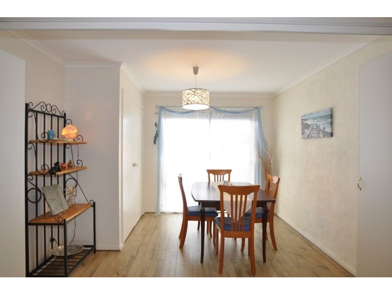 17 Nation Crt, Inverloch VIC 3996