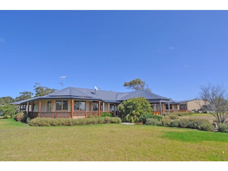 2 COOPER LANE, Inverloch VIC 3996