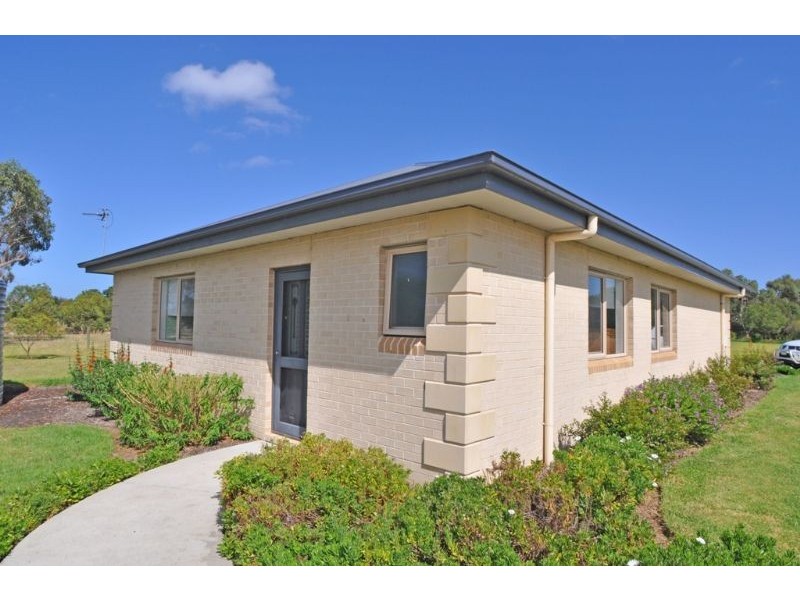 2 COOPER LANE, Inverloch VIC 3996