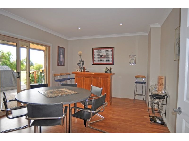 2 COOPER LANE, Inverloch VIC 3996