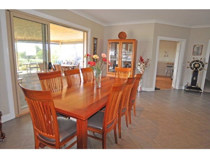2 COOPER LANE, Inverloch VIC 3996