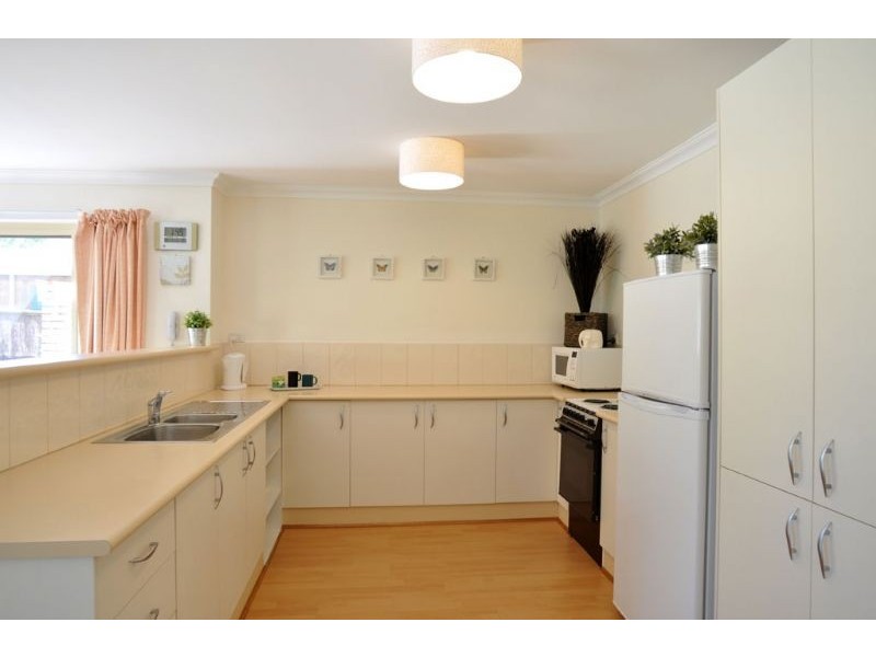 27 Norman Road, Inverloch VIC 3996