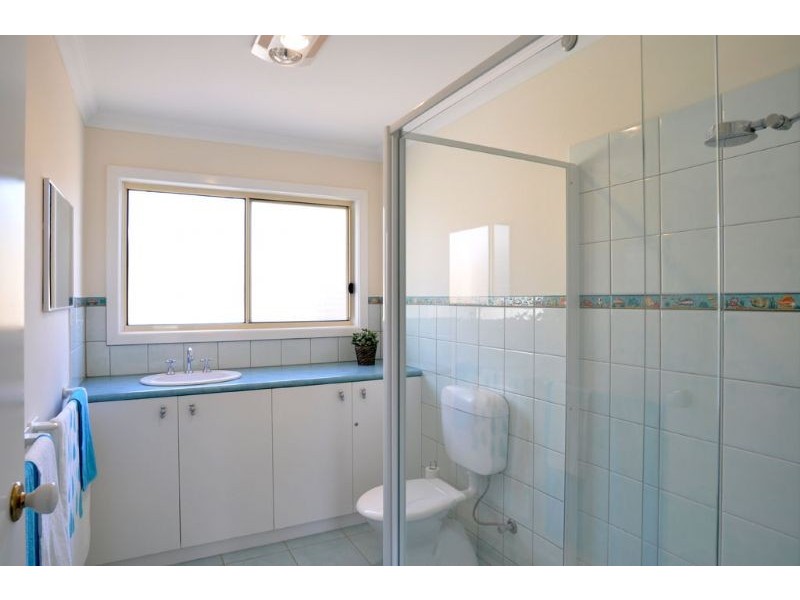 27 Norman Road, Inverloch VIC 3996
