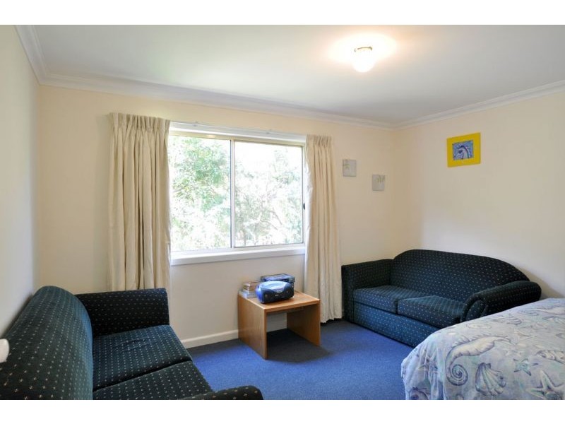 27 Norman Road, Inverloch VIC 3996