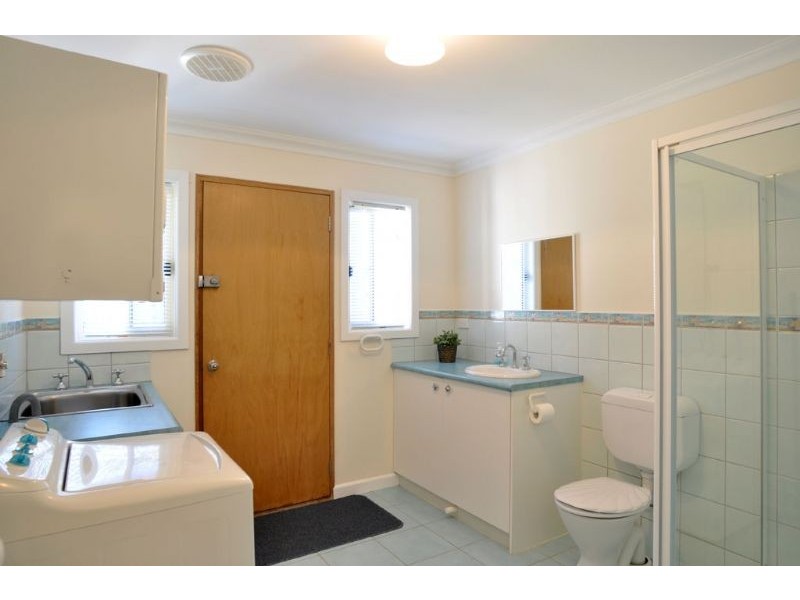 27 Norman Road, Inverloch VIC 3996