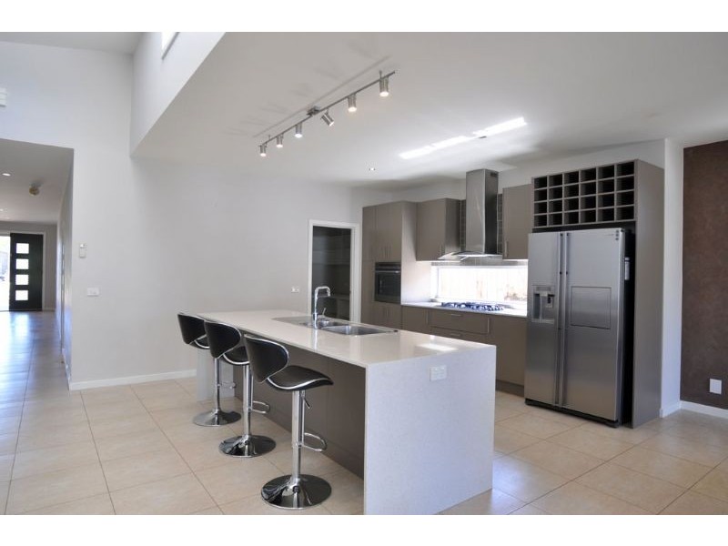27 Beachcomber Drive, Inverloch VIC 3996