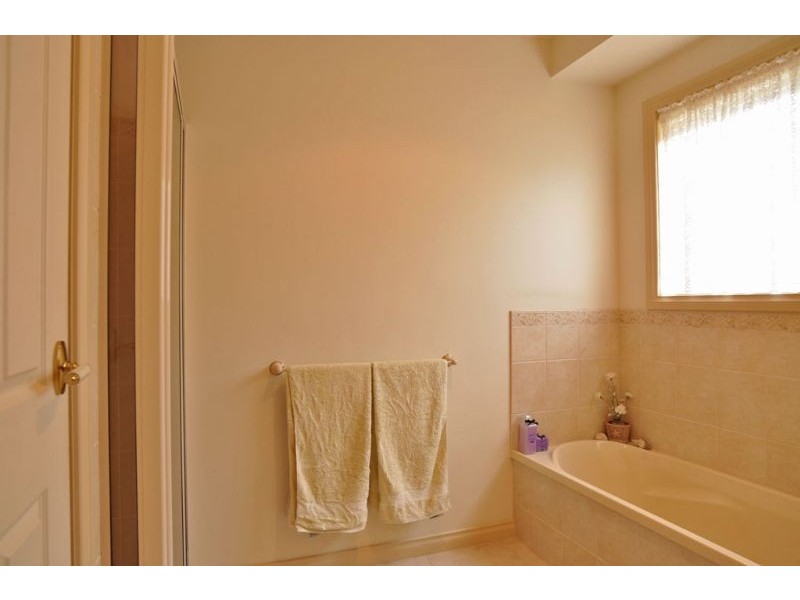 4 Manna Gum, Inverloch VIC 3996