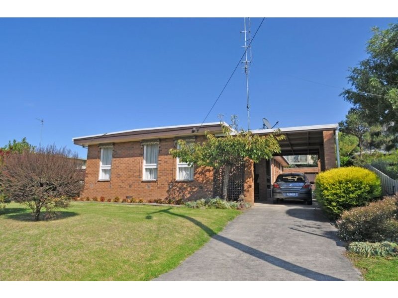 5 Anderson Ave, Inverloch VIC 3996