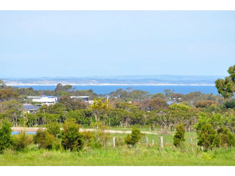 86 Albert Ruttle Drive, Inverloch VIC 3996