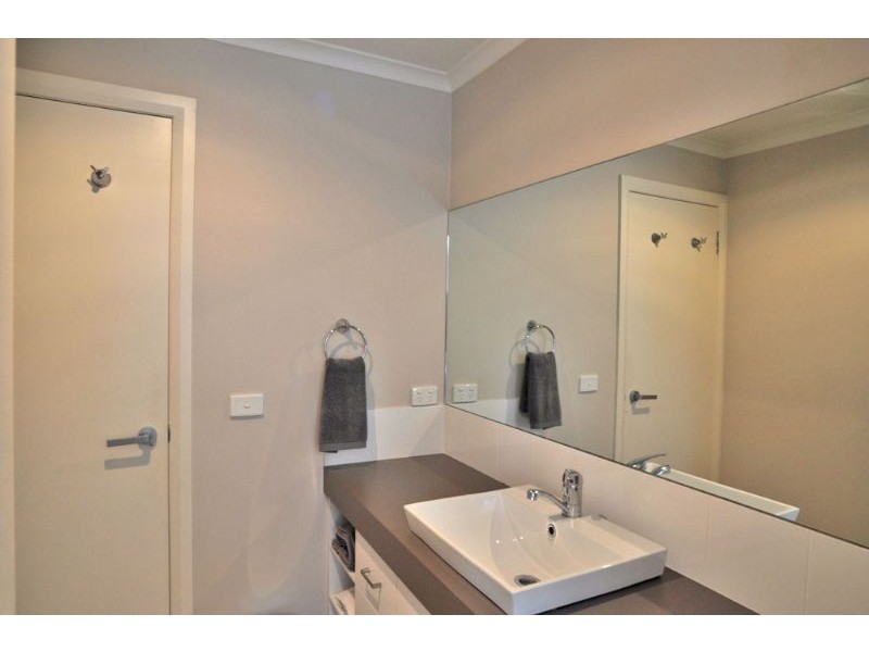 2/26 Freda Street, Inverloch VIC 3996