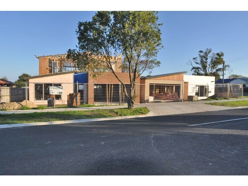 2A & 2B Bruce Street, Inverloch VIC 3996