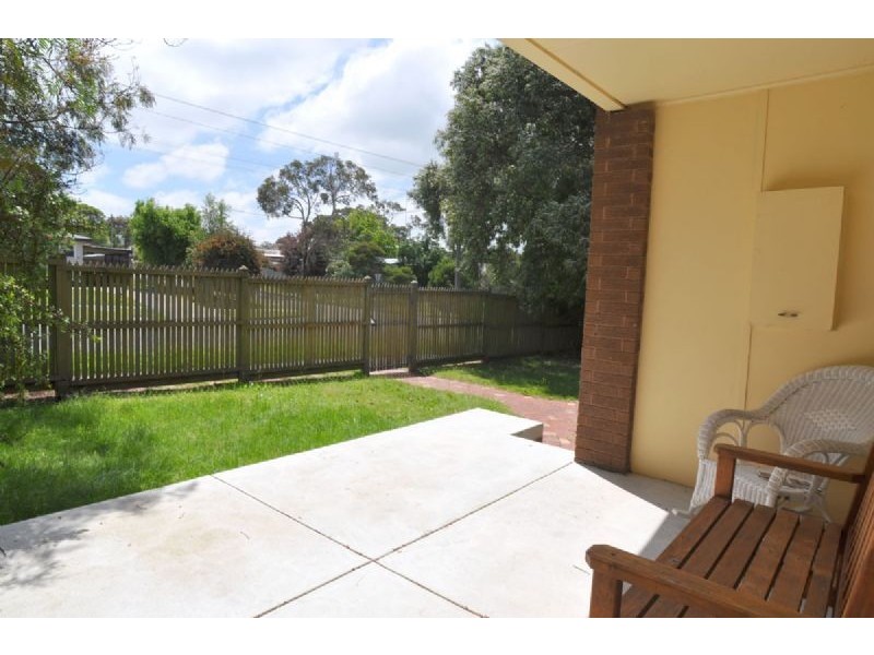 6 Bayview Avenue, Inverloch VIC 3996