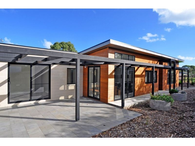 12 Murray Street, Inverloch VIC 3996