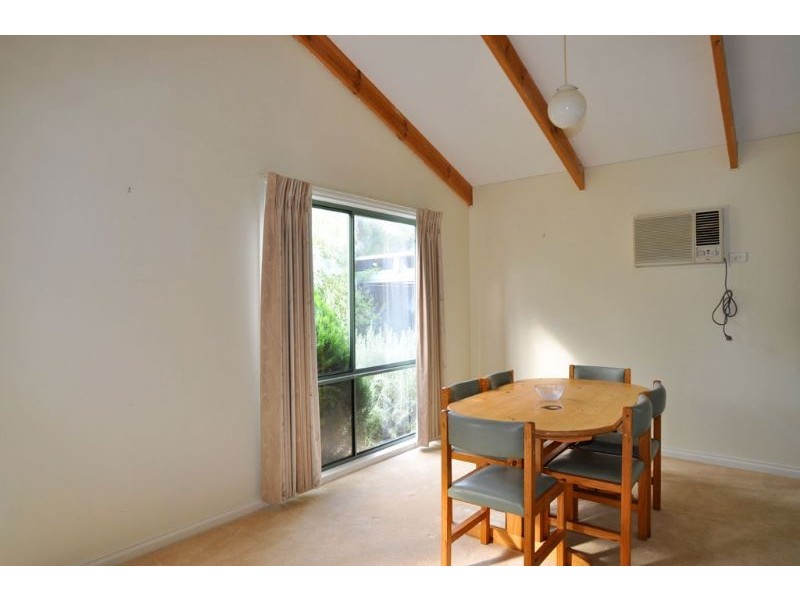 11 Phillip Street, Inverloch VIC 3996