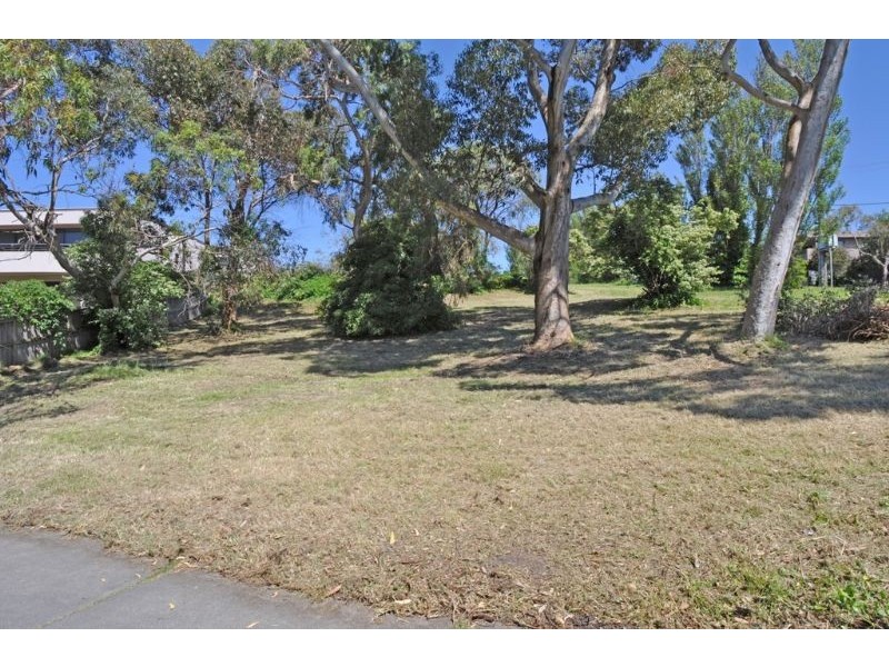 12 Ramsey Boulevard, Inverloch VIC 3996