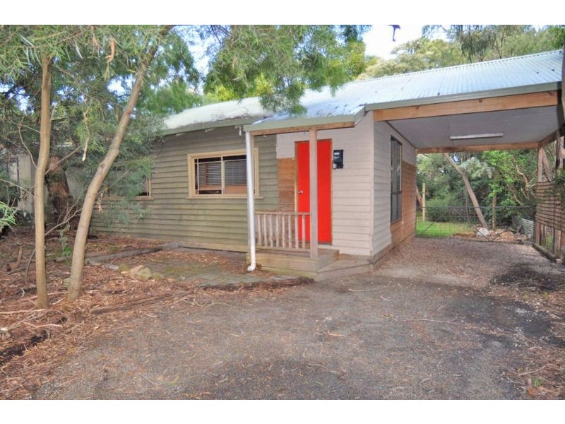 15 Toorak Road, Inverloch VIC 3996